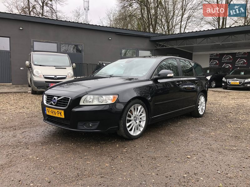 Универсал Volvo V50 2010 в Ивано-Франковске