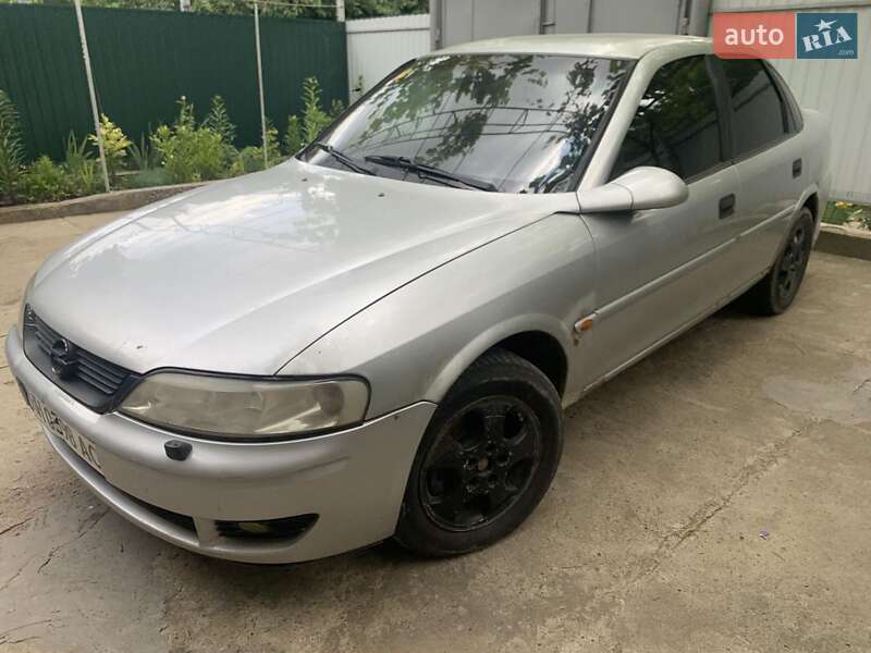 Седан Opel Vectra 1999 в Захарьевке