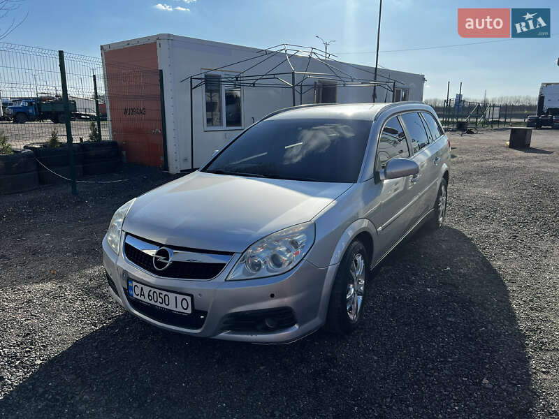 Универсал Opel Vectra 2008 в Умани