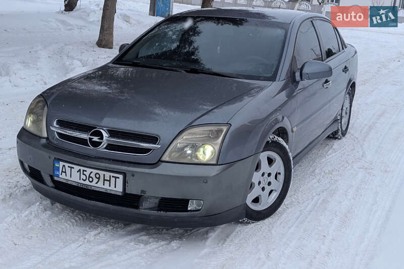 Седан Opel Vectra 2005 в Нетешине