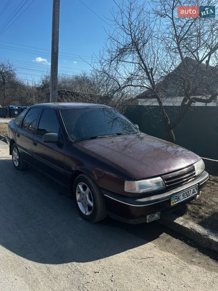 Лифтбек Opel Vectra 1994 в Шепетовке Лифтбек Opel Vectra 1994 в Шепетовке