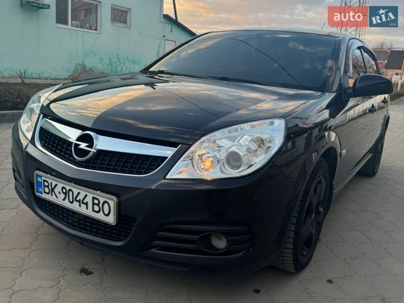 Седан Opel Vectra 2008 в Ровно Седан Opel Vectra 2008 в Ровно