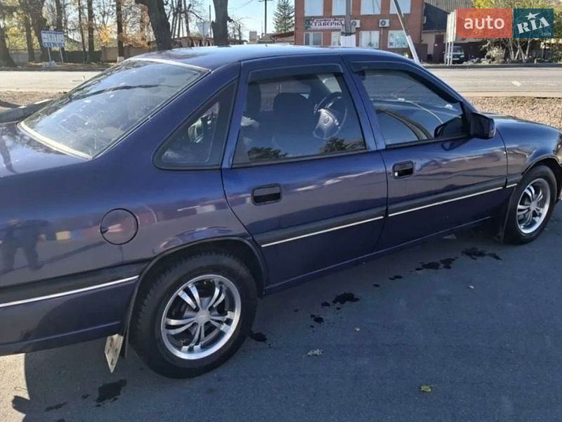 Седан Opel Vectra 1995 в Немирові
