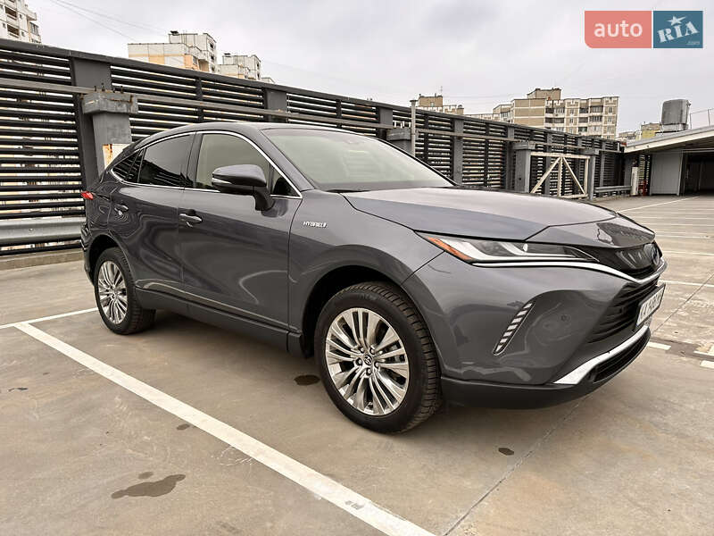 Внедорожник / Кроссовер Toyota Venza 2021 в Киеве