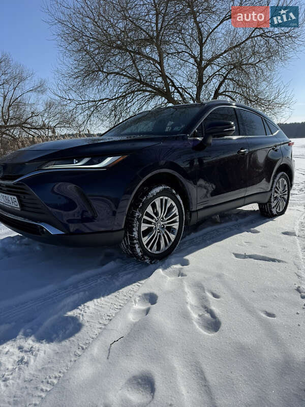 Внедорожник / Кроссовер Toyota Venza 2021 в Фастове