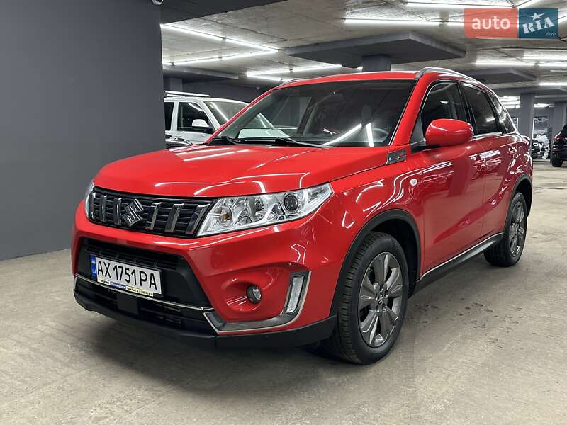 Внедорожник / Кроссовер Suzuki Vitara 2020 в Харькове
