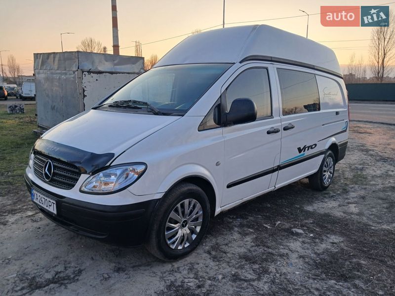 Грузопассажирский фургон Mercedes-Benz Vito 2005 в Киеве