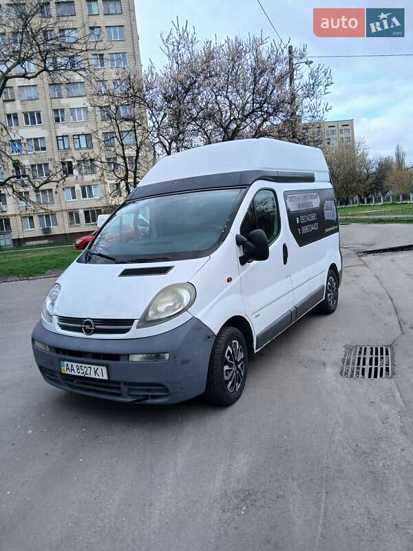 Мінівен Opel Vivaro 2003 в Києві