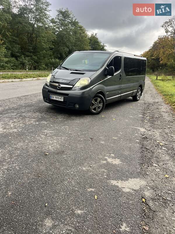 Минивэн Opel Vivaro 2011 в Хмельницком Минивэн Opel Vivaro 2011 в Хмельницком