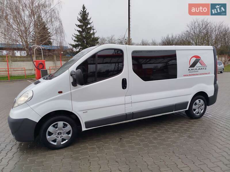 Мінівен Opel Vivaro 2013 в Вінниці Мінівен Opel Vivaro 2013 в Вінниці