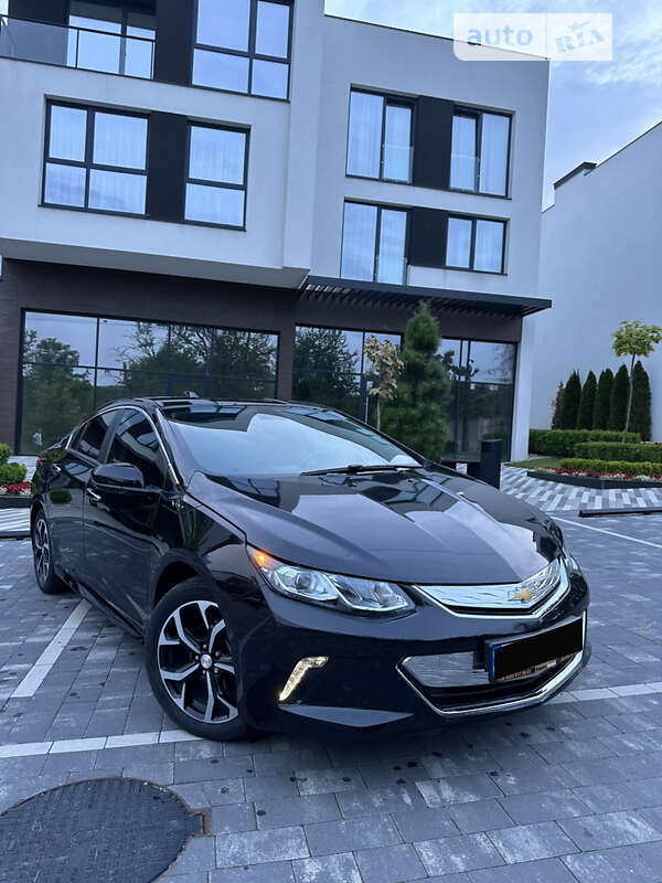 Хэтчбек Chevrolet Volt 2018 в Ужгороде
