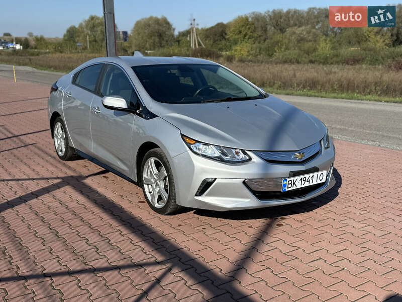 Хэтчбек Chevrolet Volt 2016 в Ровно