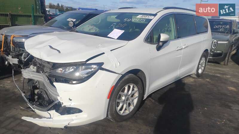 Минивэн Chrysler Voyager 2020 в Львове