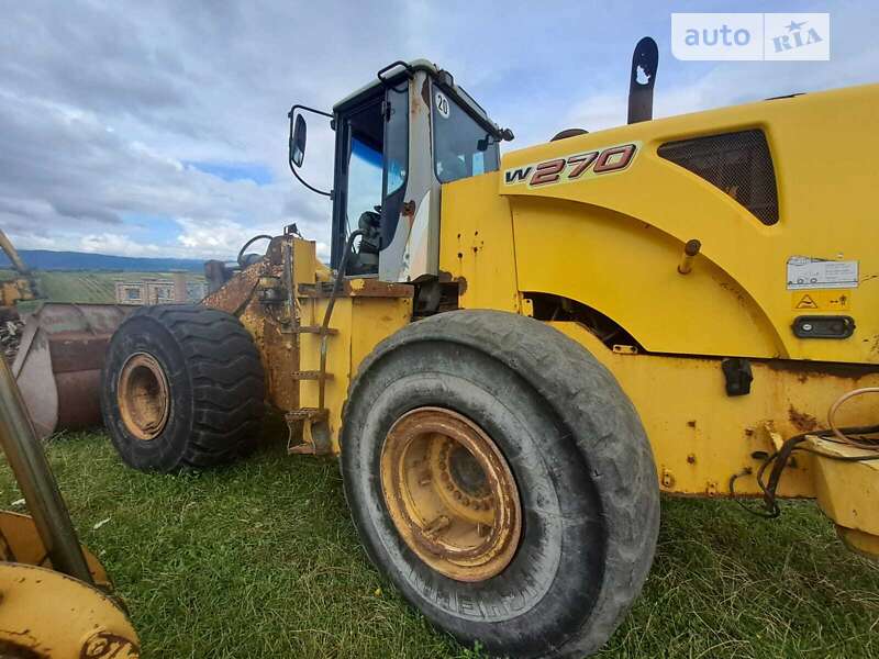 Фронтальный погрузчик New Holland W 2006 в Черновцах