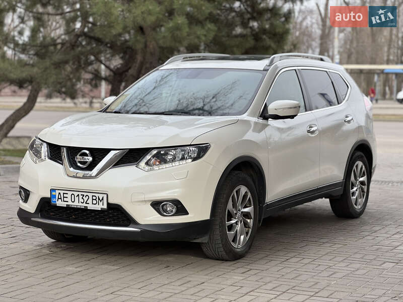 Внедорожник / Кроссовер Nissan X-Trail 2017 в Днепре