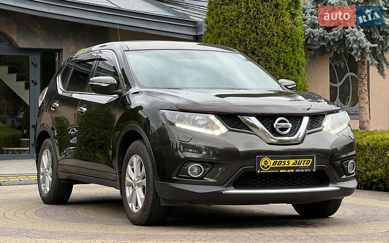 Внедорожник / Кроссовер Nissan X-Trail 2016 в Львове Внедорожник / Кроссовер Nissan X-Trail 2016 в Львове