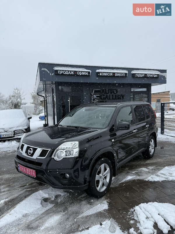 Внедорожник / Кроссовер Nissan X-Trail 2012 в Ровно