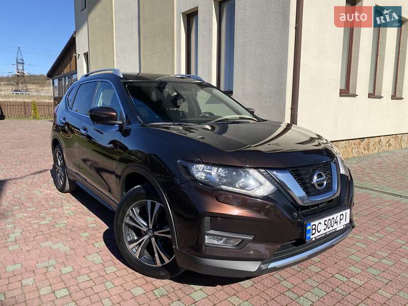 Внедорожник / Кроссовер Nissan X-Trail 2017 в Львове