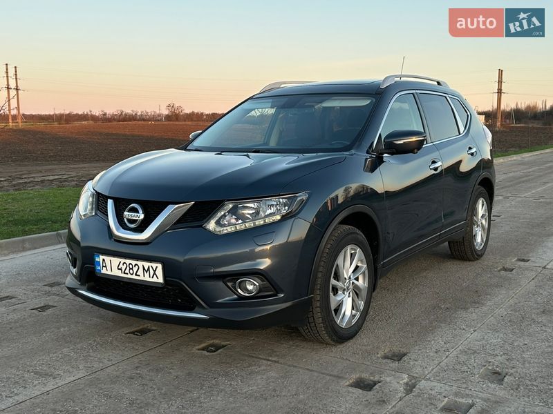 Внедорожник / Кроссовер Nissan X-Trail 2017 в Зенькове