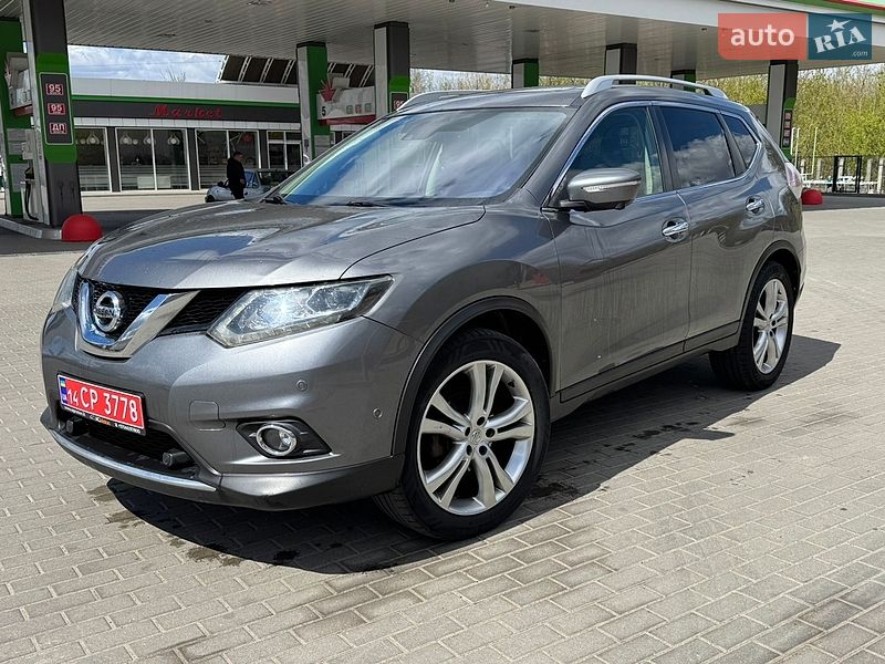 Позашляховик / Кросовер Nissan X-Trail 2015 в Житомирі