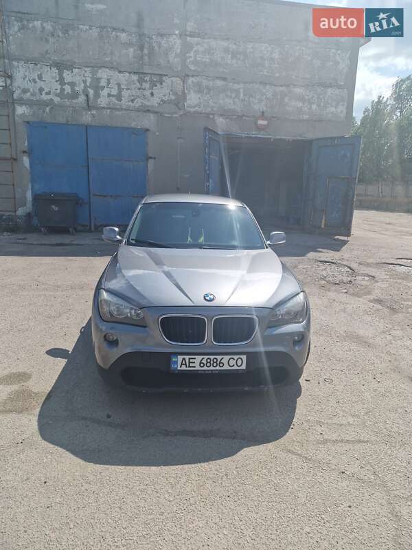 Внедорожник / Кроссовер BMW X1 2011 в Днепре