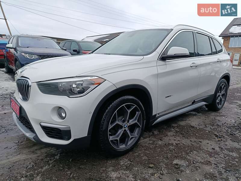 Внедорожник / Кроссовер BMW X1 2016 в Луцке