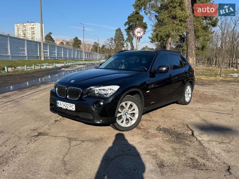 Позашляховик / Кросовер BMW X1 2010 в Києві