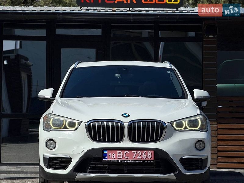 Позашляховик / Кросовер BMW X1 2016 в Києві