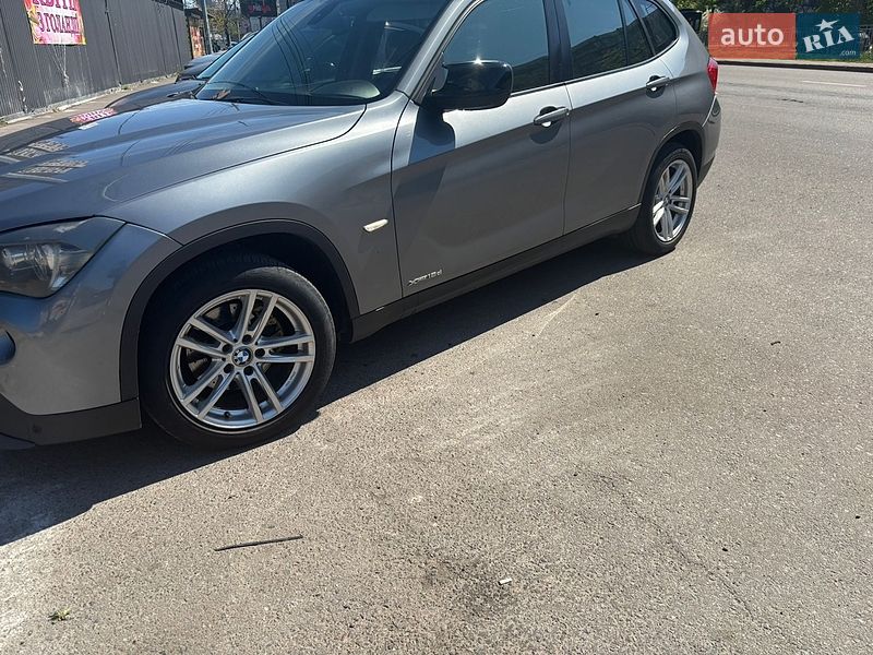 Внедорожник / Кроссовер BMW X1 2012 в Киеве