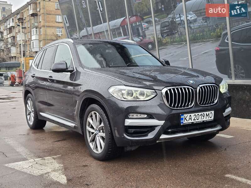 Внедорожник / Кроссовер BMW X3 2018 в Киеве