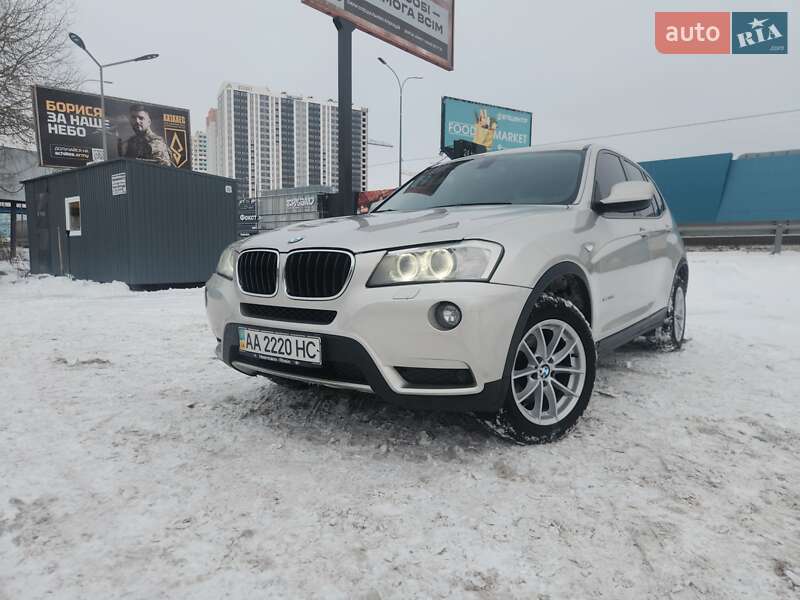 Внедорожник / Кроссовер BMW X3 2013 в Киеве