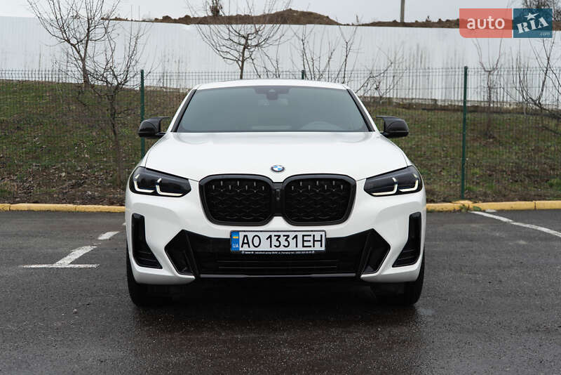 Внедорожник / Кроссовер BMW X4 2022 в Ужгороде