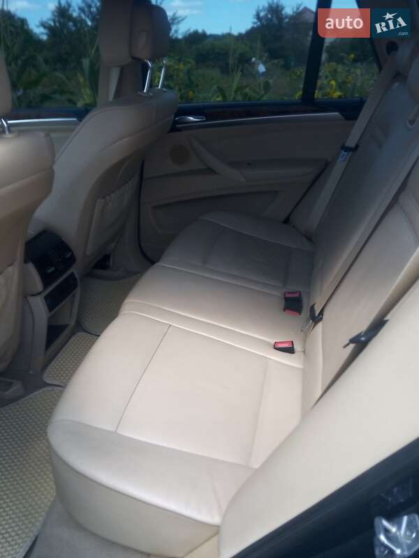 Внедорожник / Кроссовер BMW X5 2011 в Тернополе