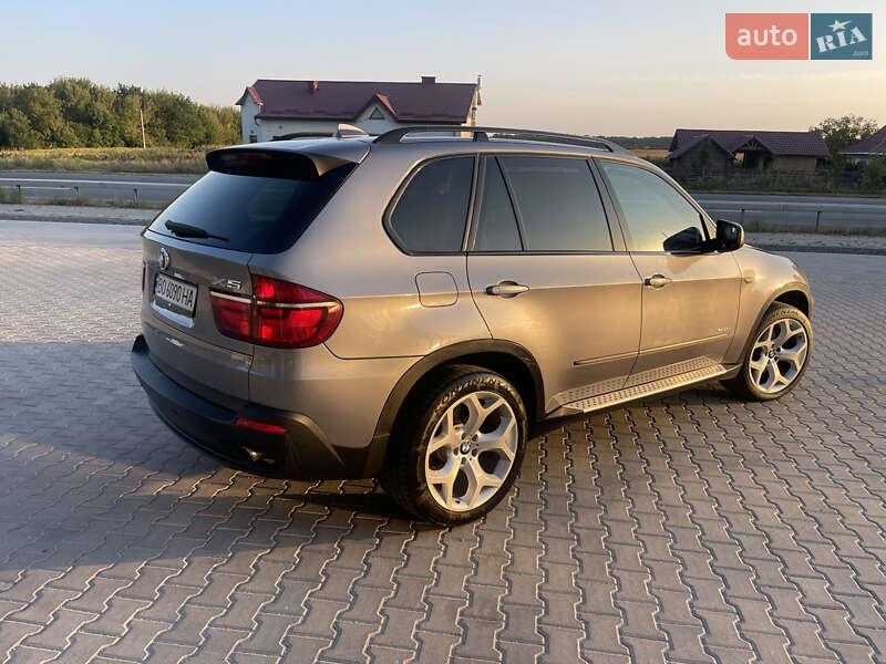 Позашляховик / Кросовер BMW X5 2010 в Тернополі