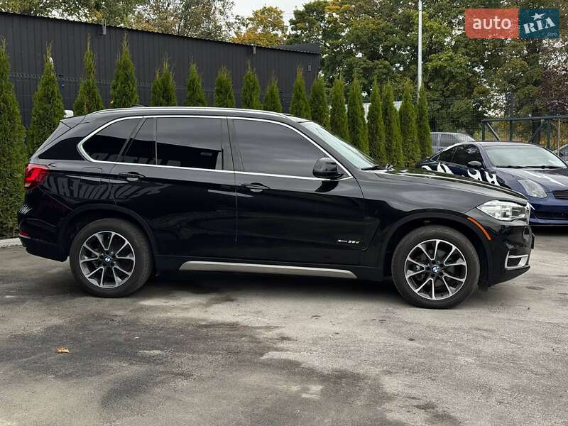 Внедорожник / Кроссовер BMW X5 2017 в Каменец-Подольском