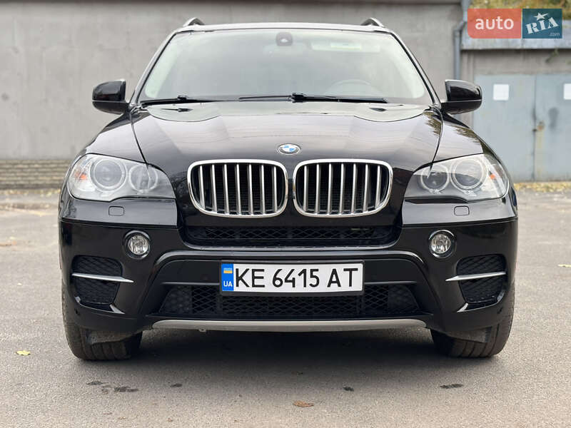 Внедорожник / Кроссовер BMW X5 2013 в Днепре