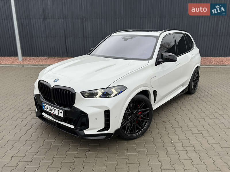 Внедорожник / Кроссовер BMW X5 2023 в Киеве
