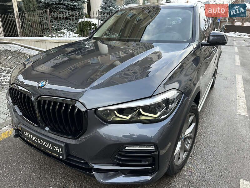 Позашляховик / Кросовер BMW X5 2018 в Києві