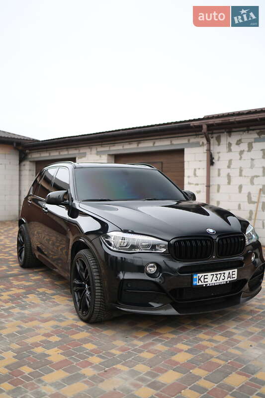 Позашляховик / Кросовер BMW X5 2016 в Дніпрі Позашляховик / Кросовер BMW X5 2016 в Дніпрі
