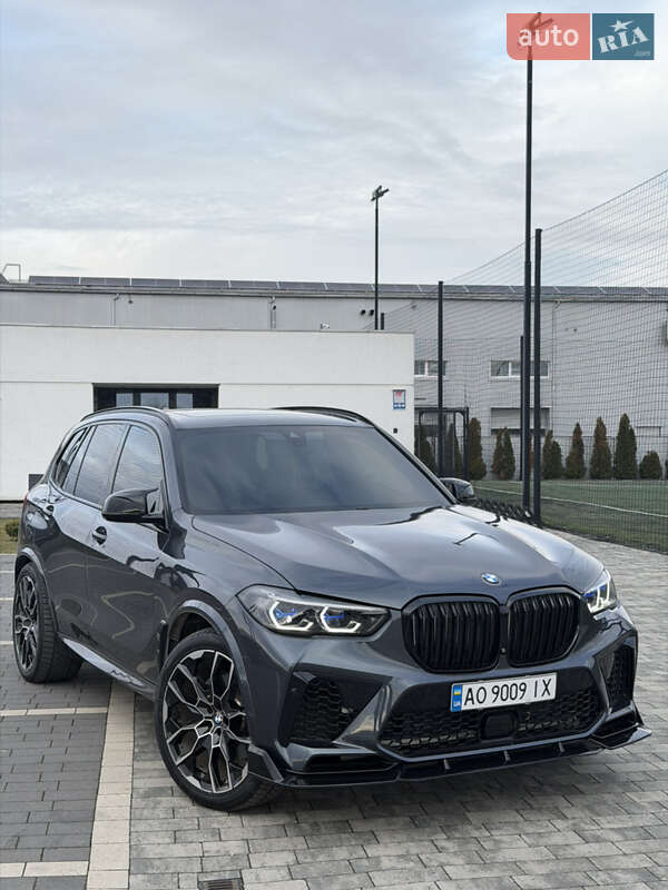 Внедорожник / Кроссовер BMW X5 2019 в Киеве