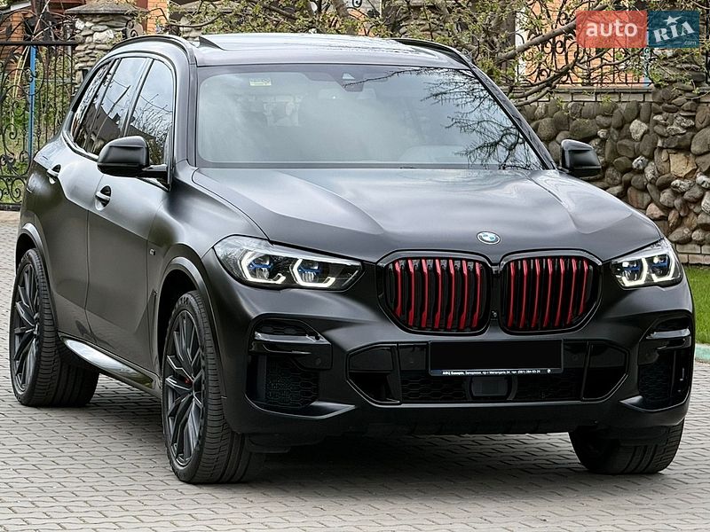 Внедорожник / Кроссовер BMW X5 2022 в Ровно