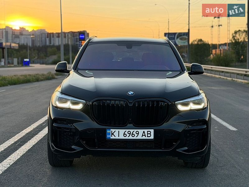 Внедорожник / Кроссовер BMW X5 2021 в Киеве