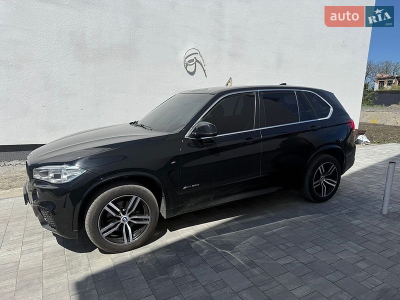Внедорожник / Кроссовер BMW X5 2017 в Киеве