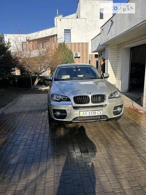 Внедорожник / Кроссовер BMW X6 2011 в Харькове