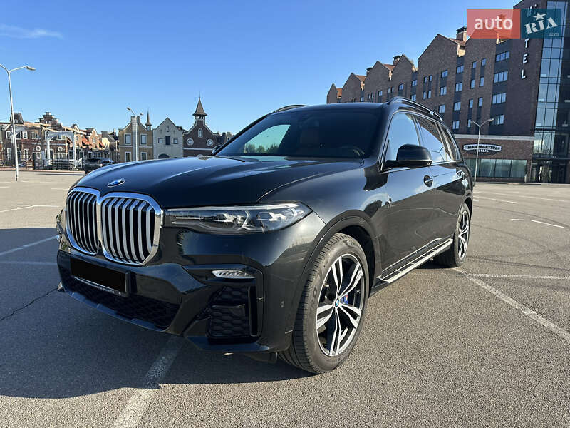 Внедорожник / Кроссовер BMW X7 2021 в Киеве