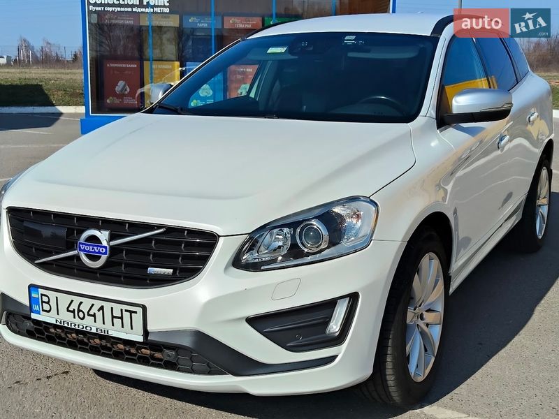 Позашляховик / Кросовер Volvo XC60 2014 в Полтаві