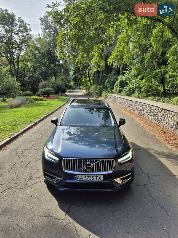 Внедорожник / Кроссовер Volvo XC90 2023 в Киеве