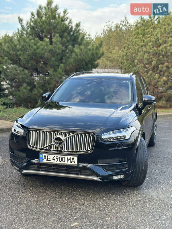 Внедорожник / Кроссовер Volvo XC90 2018 в Новомосковске