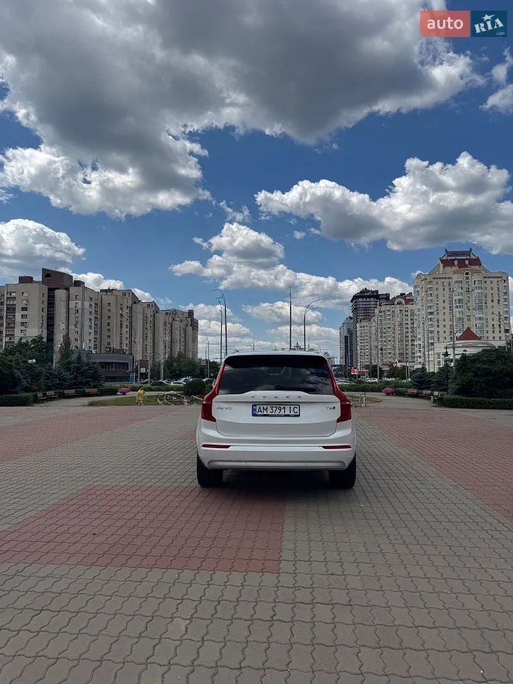 Volvo Xc90 2021 photo 2