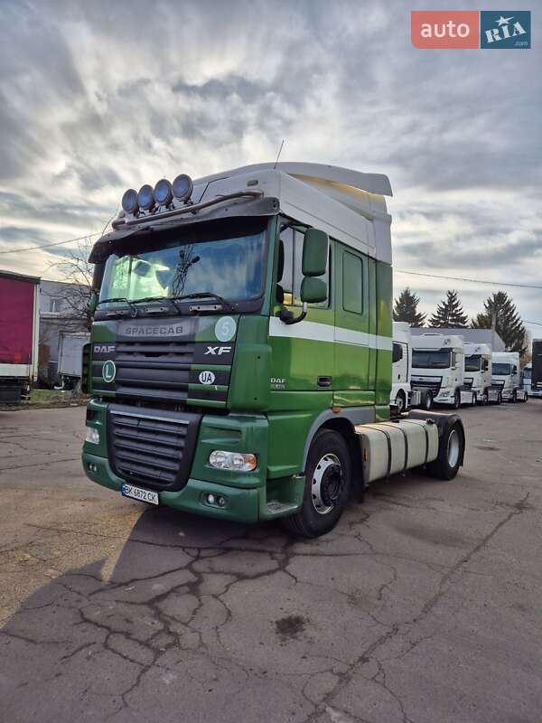 Тягач DAF XF 105 2007 в Рівному